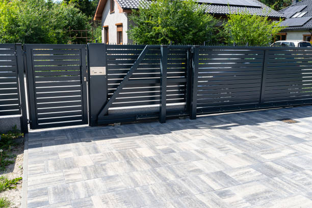 Best Commercial Driveway Pavers  in Ravenna, MI